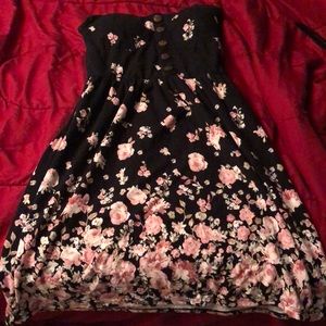 Black and pink strapless dress